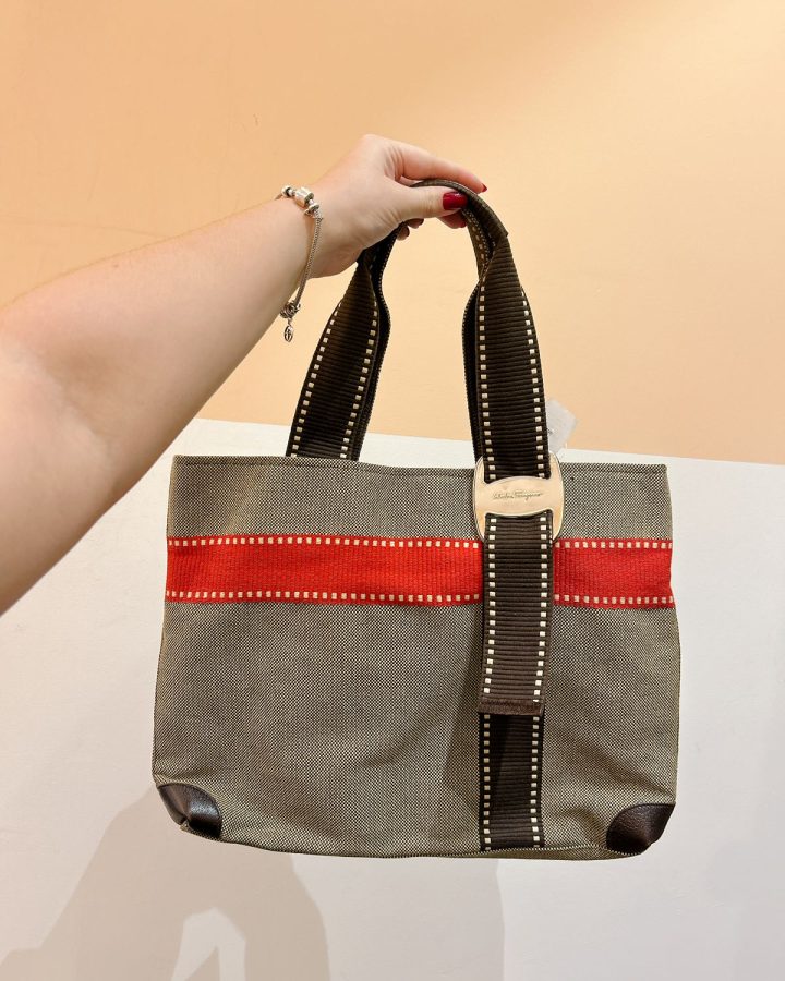 Bolsa cinza listra vermelha Ferragamo