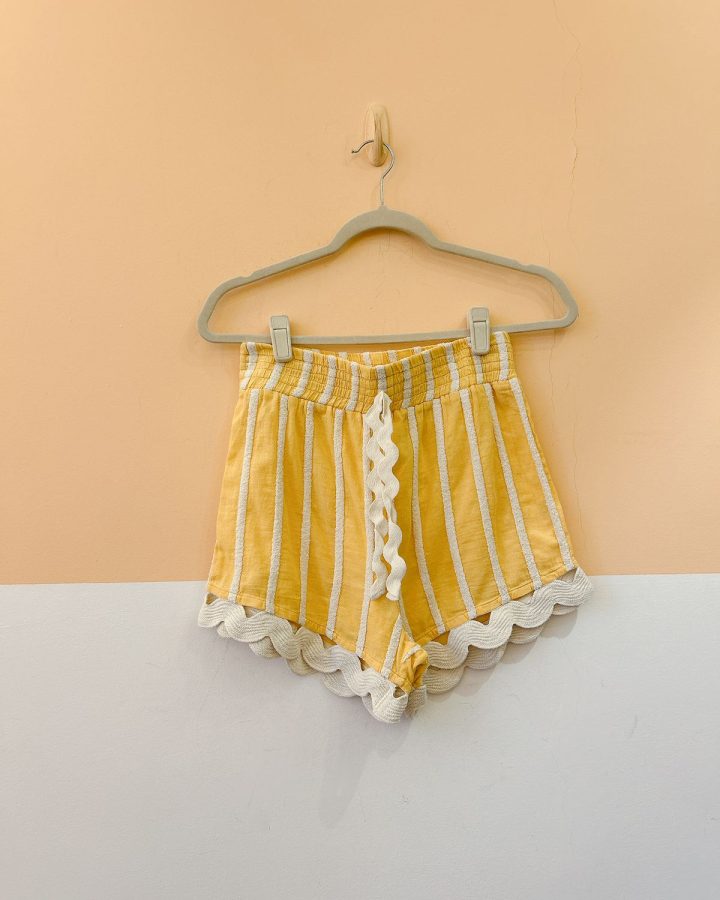 Short amarelo cianinha Pitta P