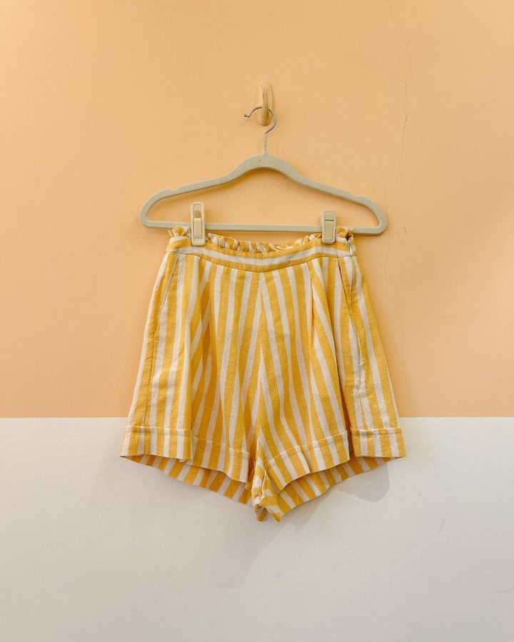 Short listrado amarelo EVA 36