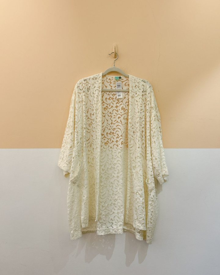 Kimono renda off Farm G