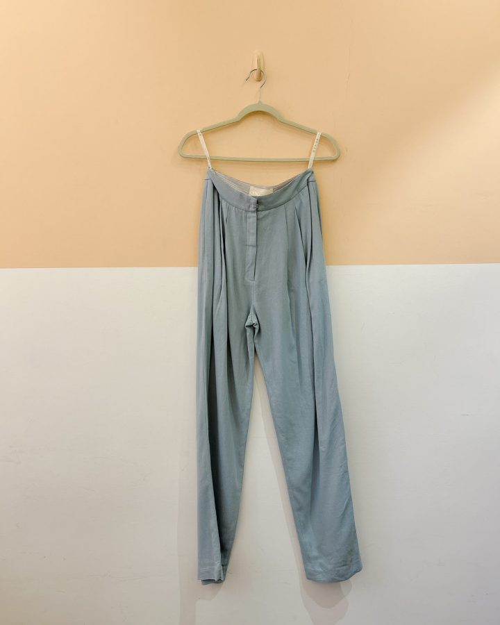 Calça azul camada A Niemeyer 34