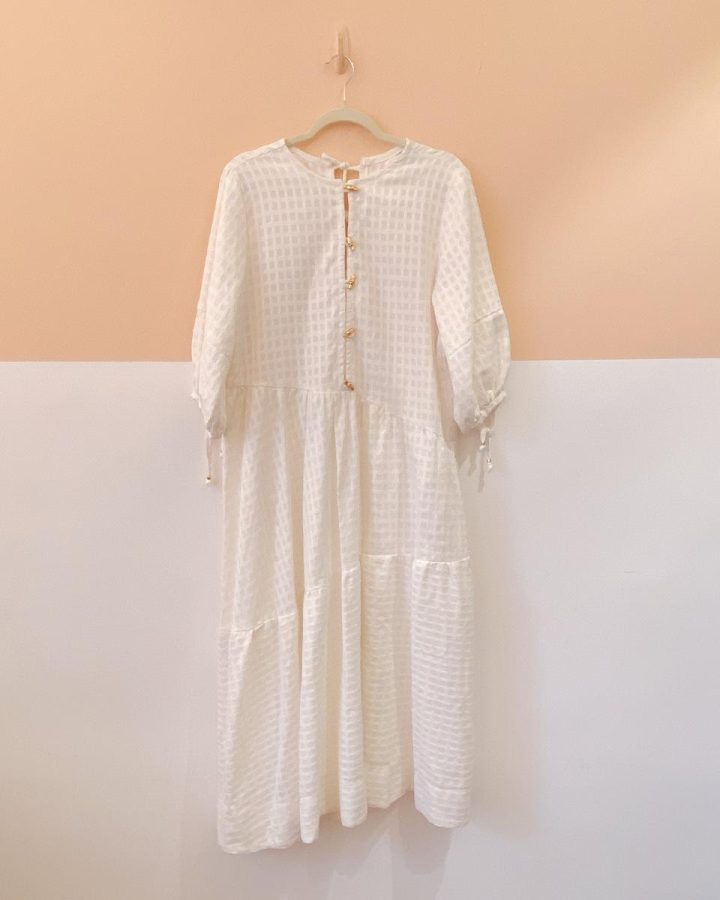 Vestido midi amplo branco Anpô M