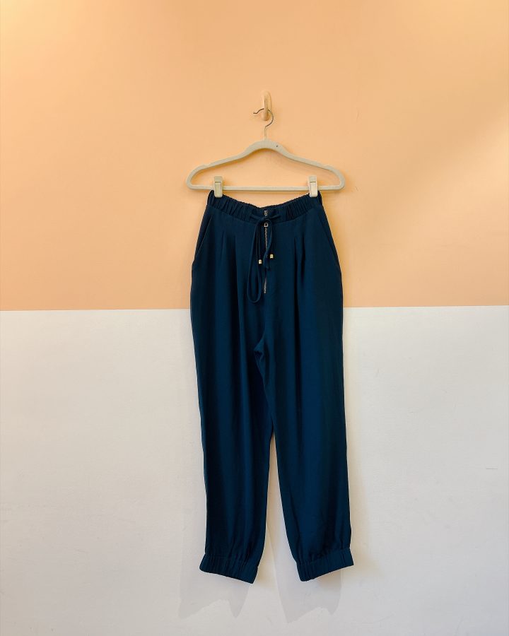 Calça azul marinho zíper NV 36