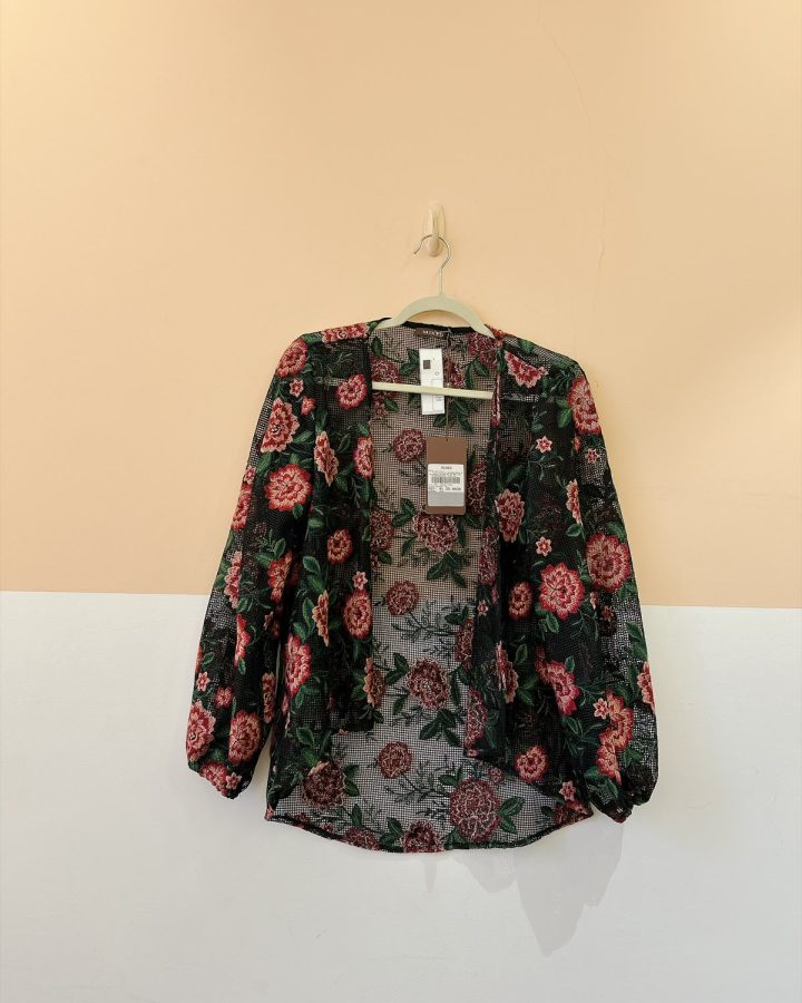 Kimono preto tela flores Mixed 40