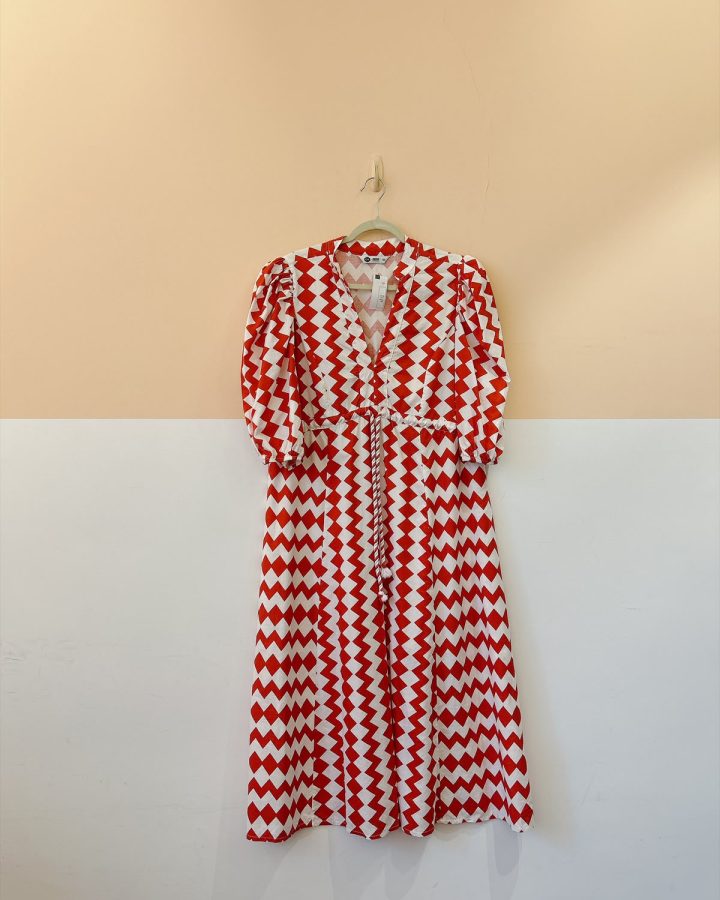 Vestido estampa vermelha e branca C&A + Lulu Novis GG