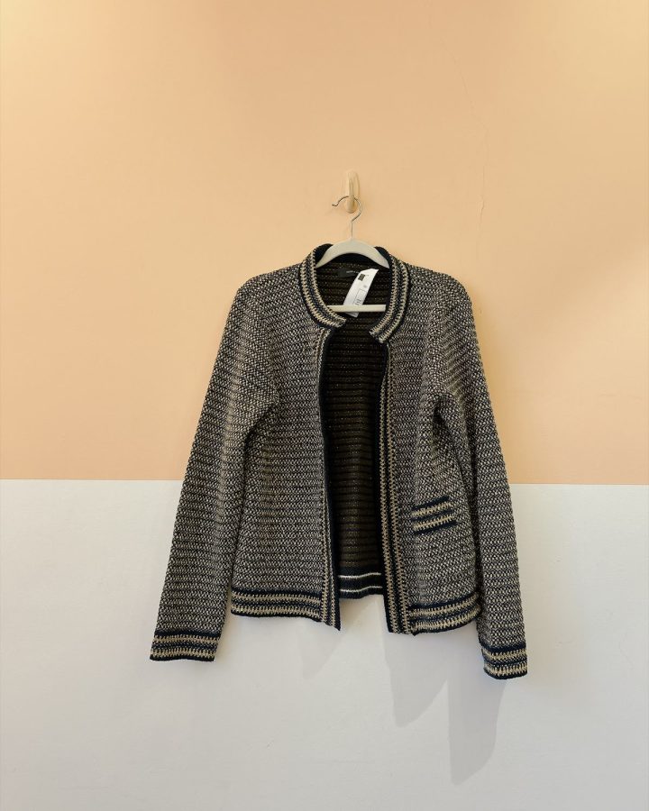 Casaqueto tricot preto dourado Maria Filó G