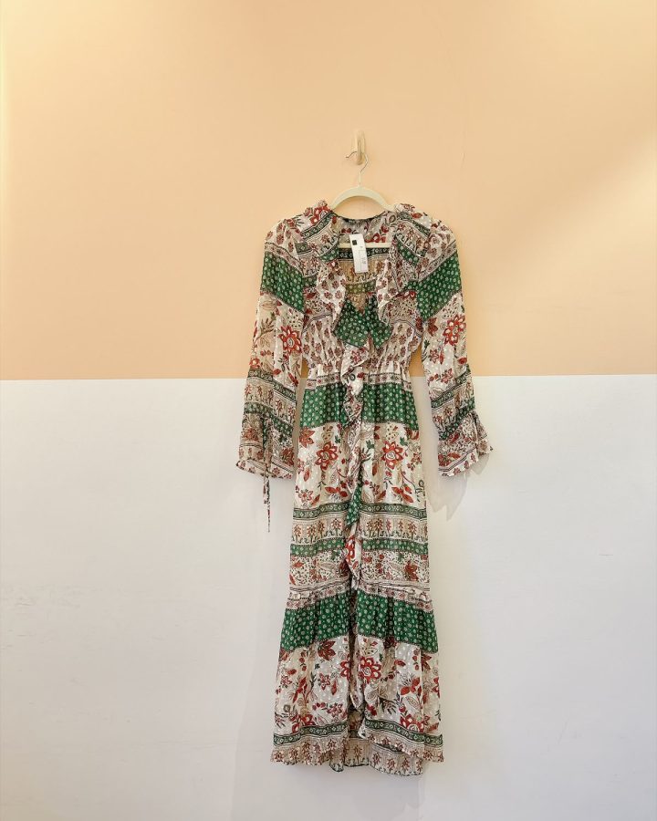 Vestido fluido estampa verde e vermelha Zara M