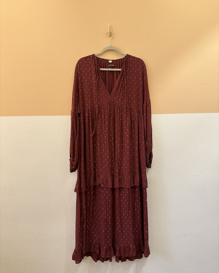 Vestido vinho brilhos Renner M