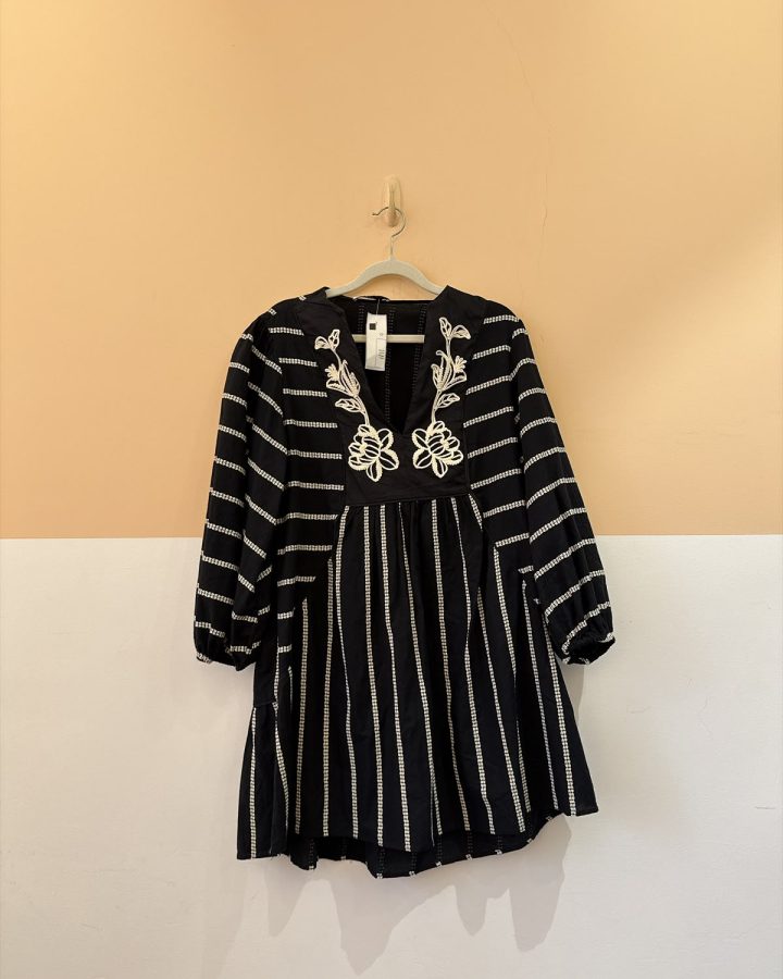 Vestido curto listras pretas Dress To P