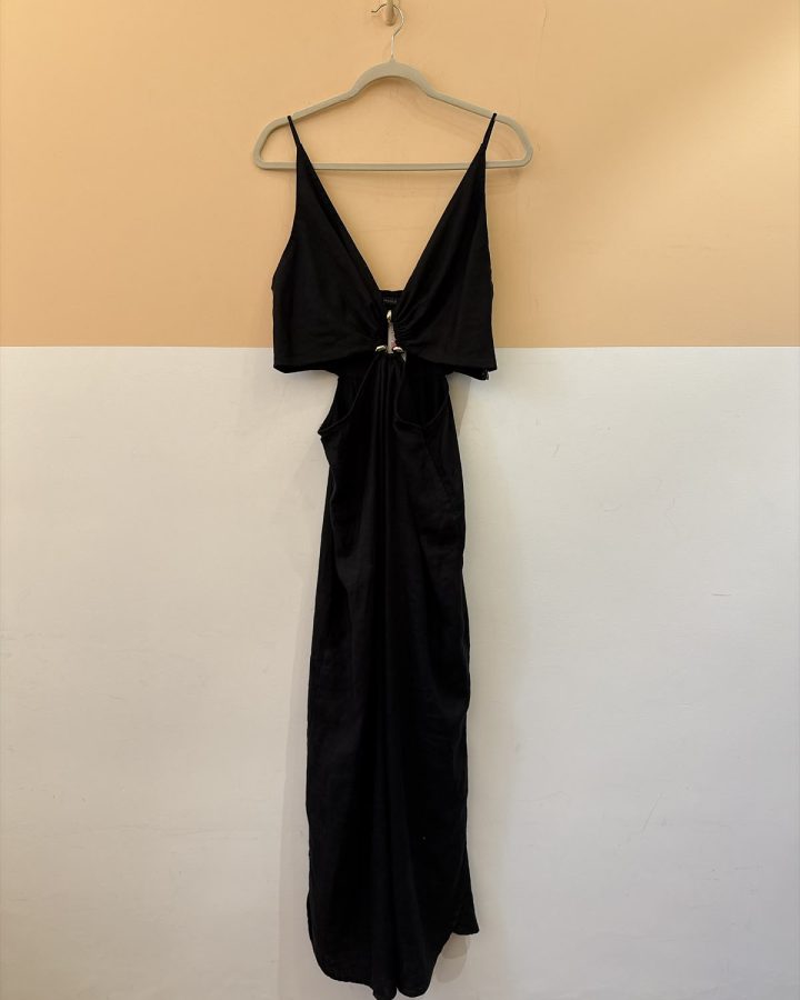 Vestido preto recortes Maria Filó G