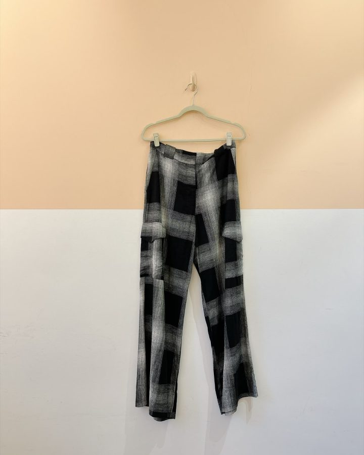 Calça xadrez p&b bolsos Dress To P