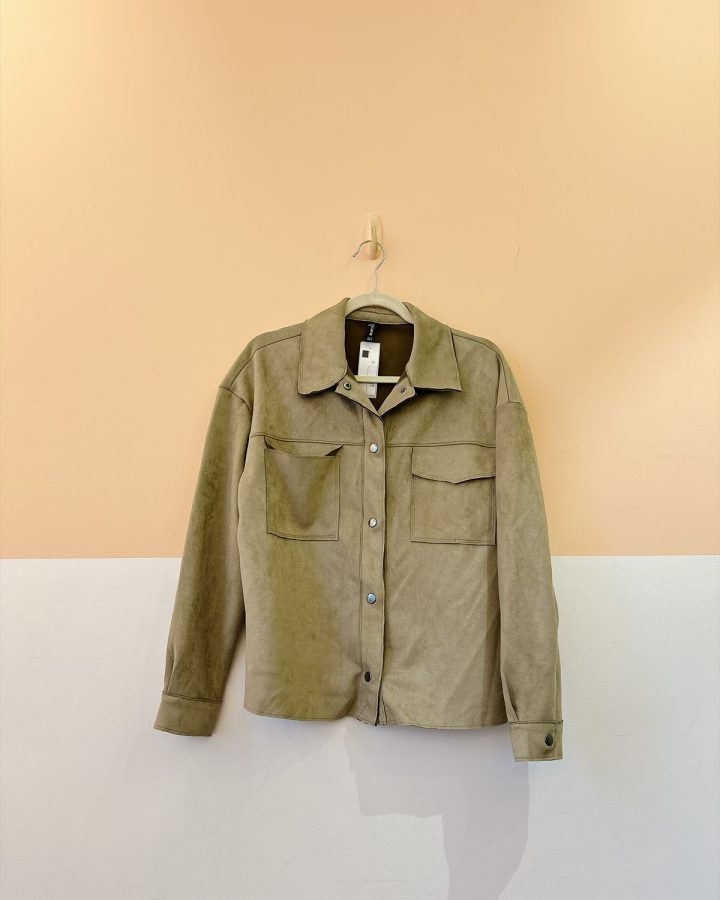 Casaco verde suede Renner P