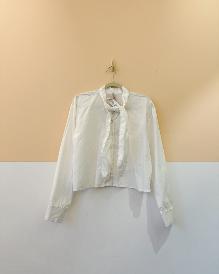 Camisa branca amarração Renner P