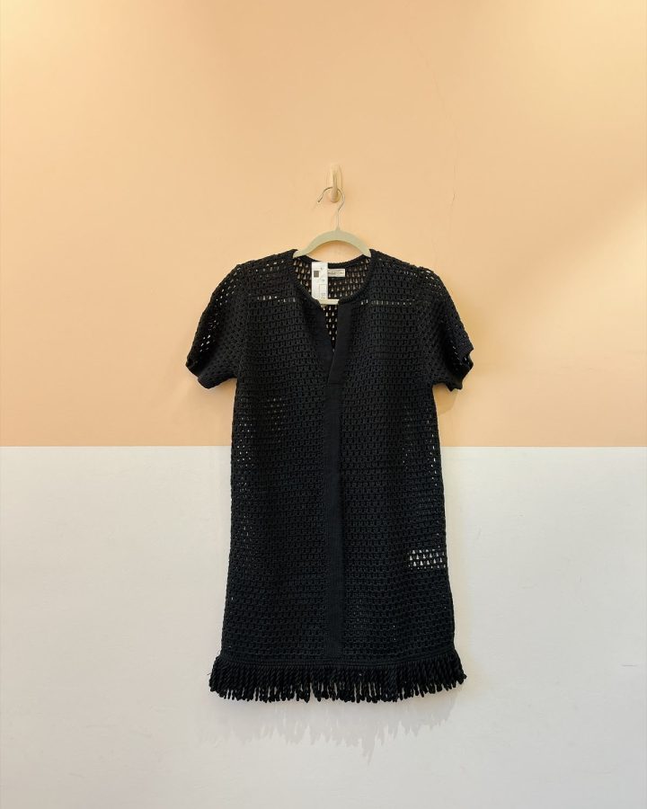 Blusa tricot preta furadinha Missinclof P