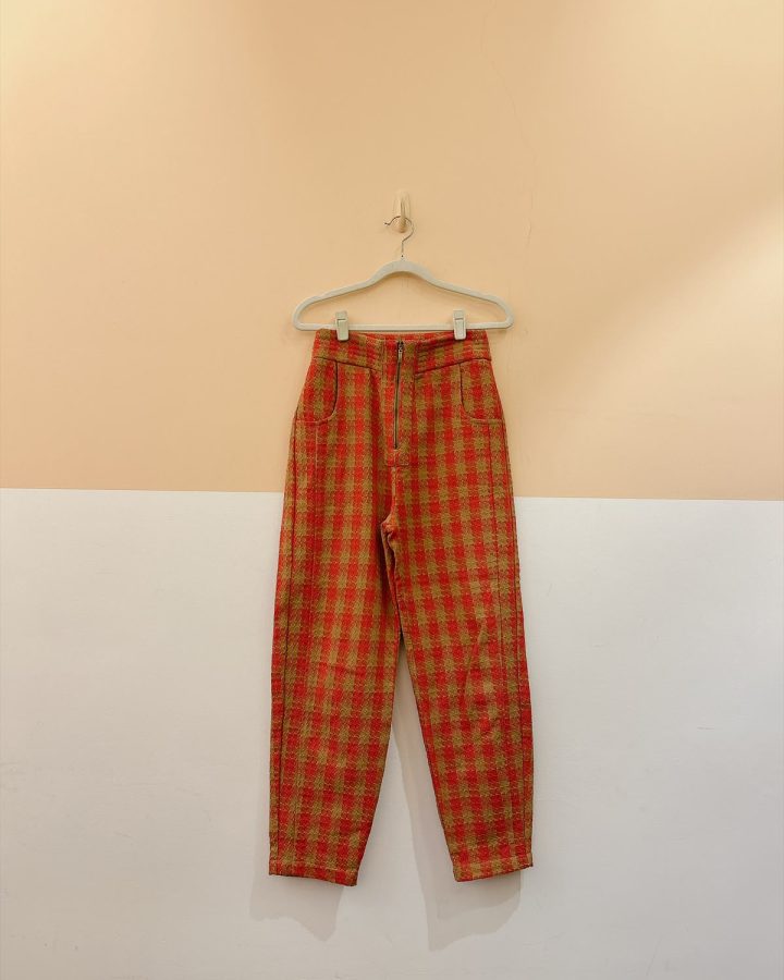 Calça textura vermelha e bege Ray 34