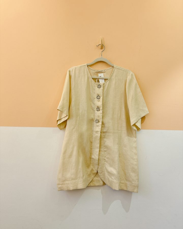 Blusa linho creme botões Missinclof M