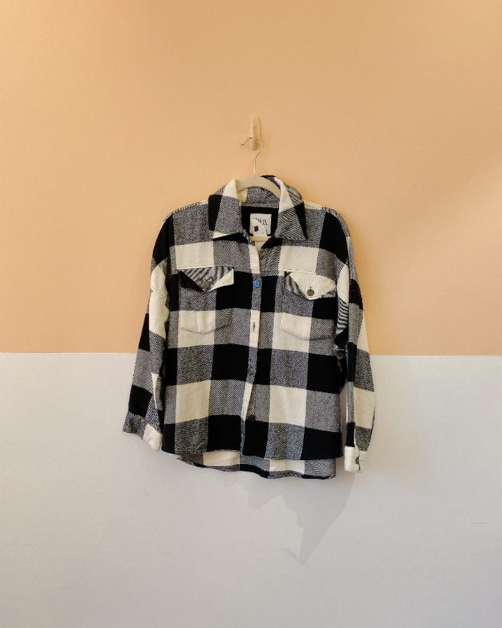 Camisa fanelada p&b Zara PP