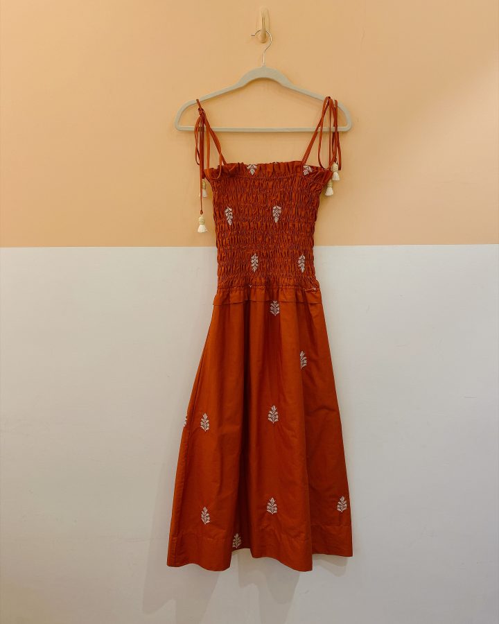 Vestido midi terracota bordado Manu Manu 36