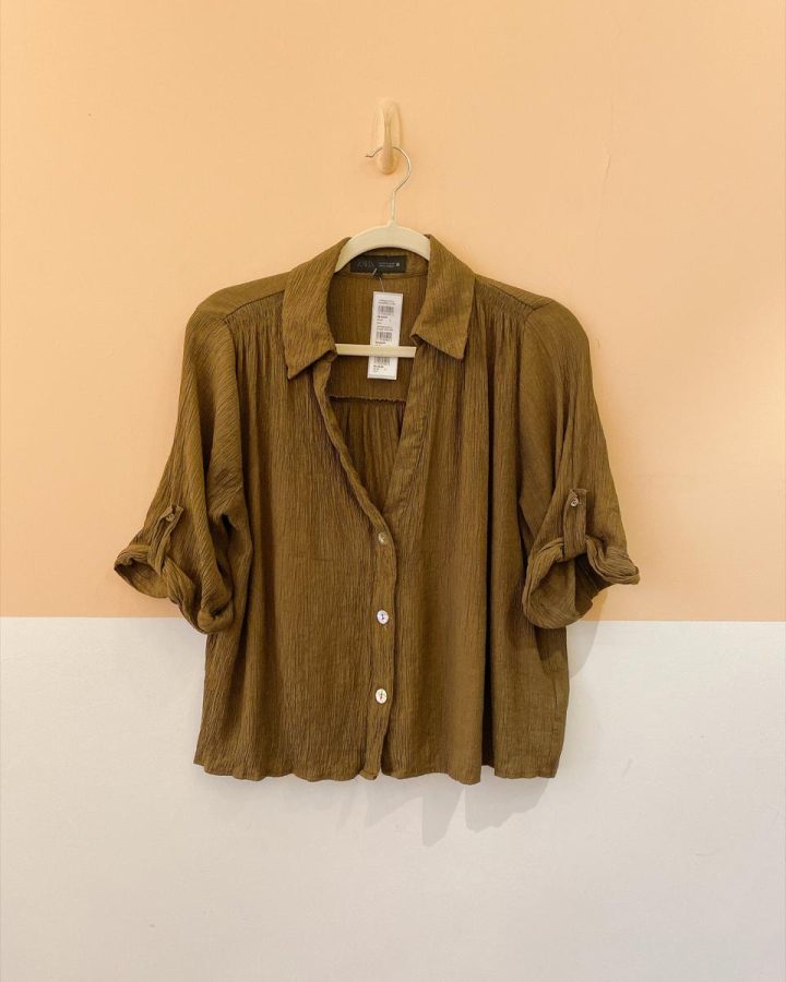 Camisa curta musgo textura Zara P