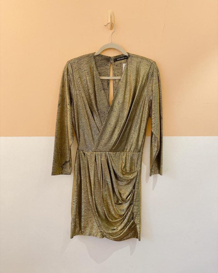 Vestido curto dourado Amissima P