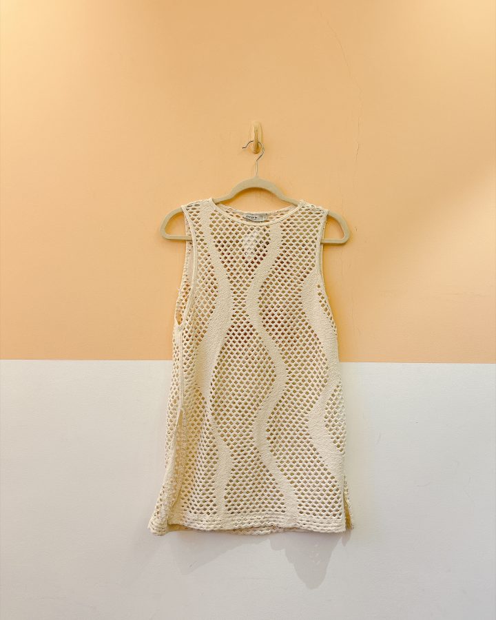 Blusa tricot off furadinha Dress To P
