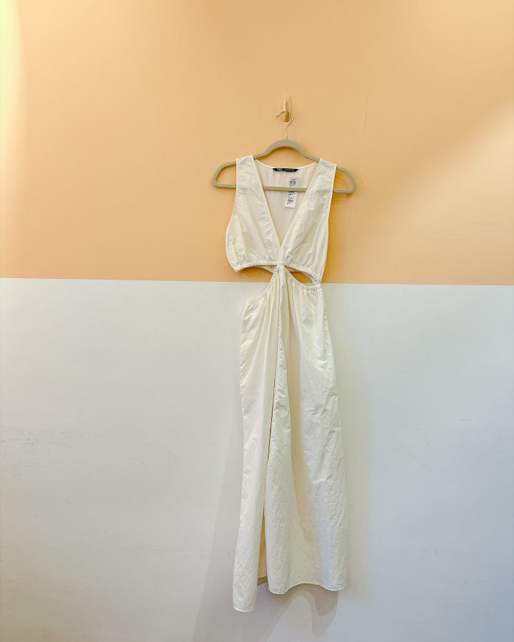 Vestido branco recortes Zara P