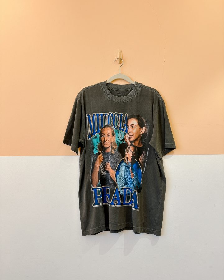 Tshirt estonada miucci prada M