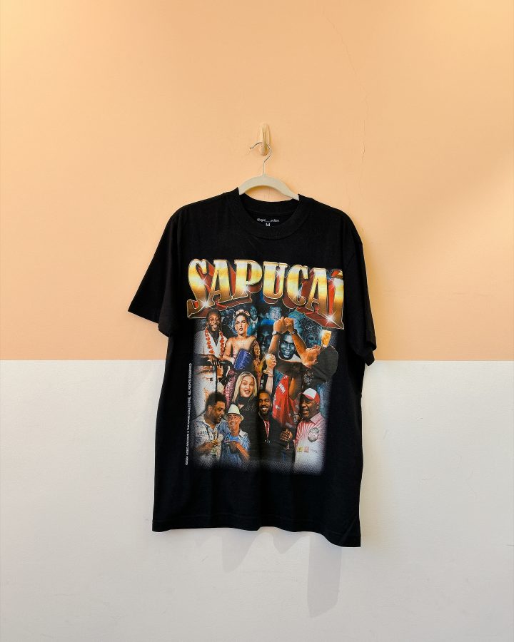 Tshirt preta sapucaí M