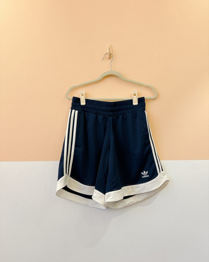 Short marinho Adidas P