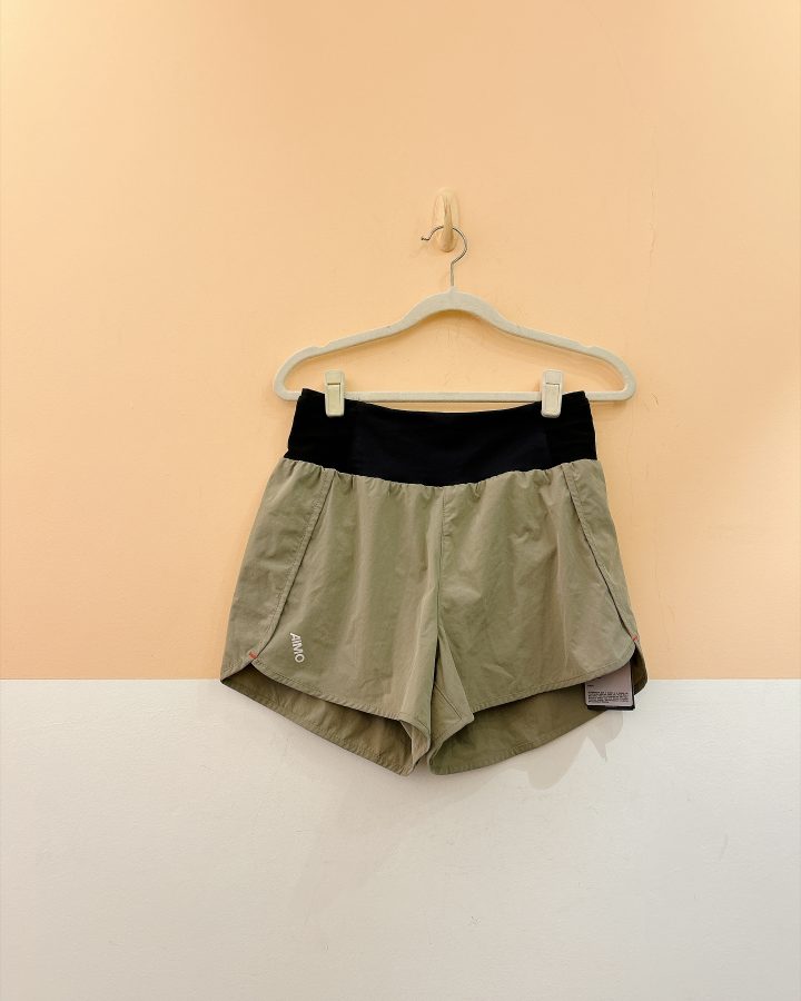 Short musgo preto Aimo P
