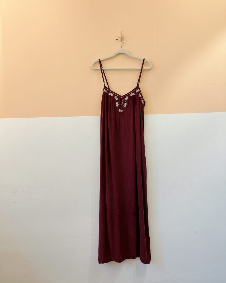 Vestido vinho busto bordado Dress To P