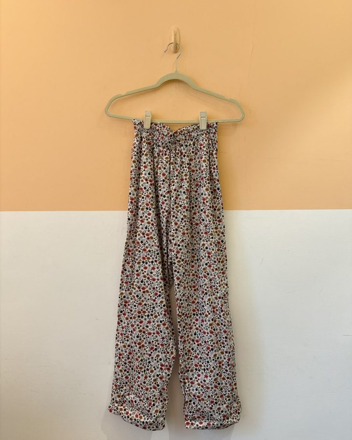 Calça florzinha Momuá P