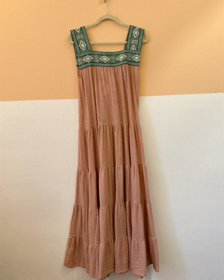 Vestido midi rosa alça bordada House of Dol P