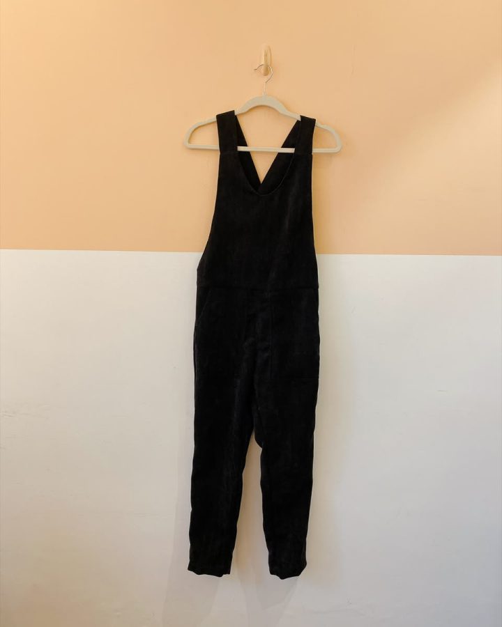 Macacão Veludo Preto Ateen 36