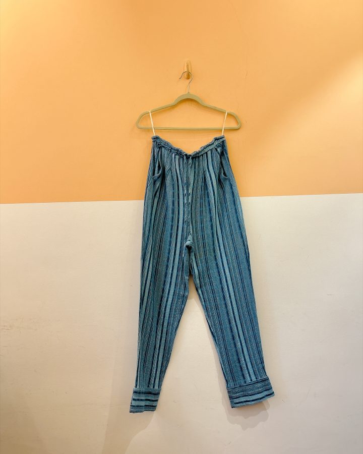 Calça azul listrada Cris Barros 38