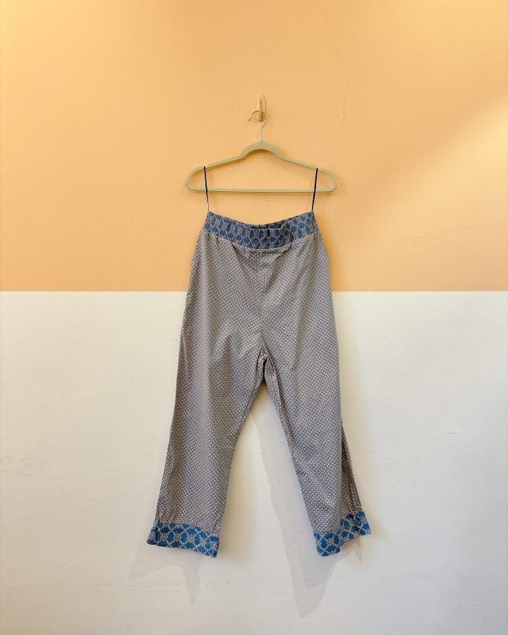 Calça estampa azul Além Design G