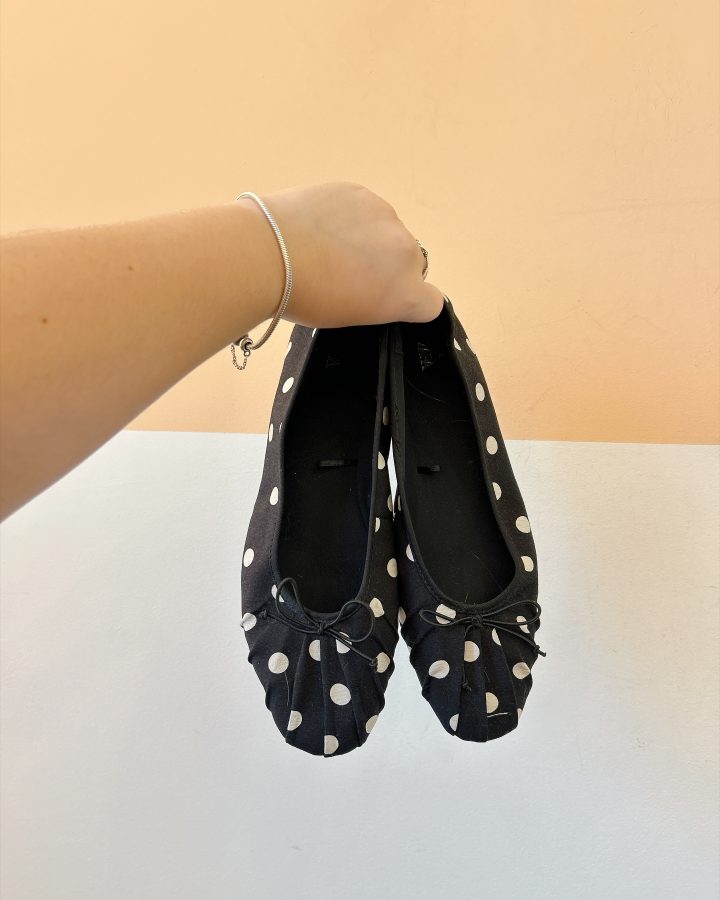 Sapatilha preta poás Zara 39