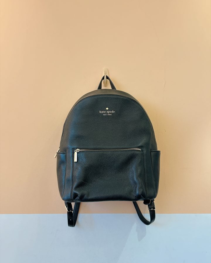 Mochila preta couro Kate Spade