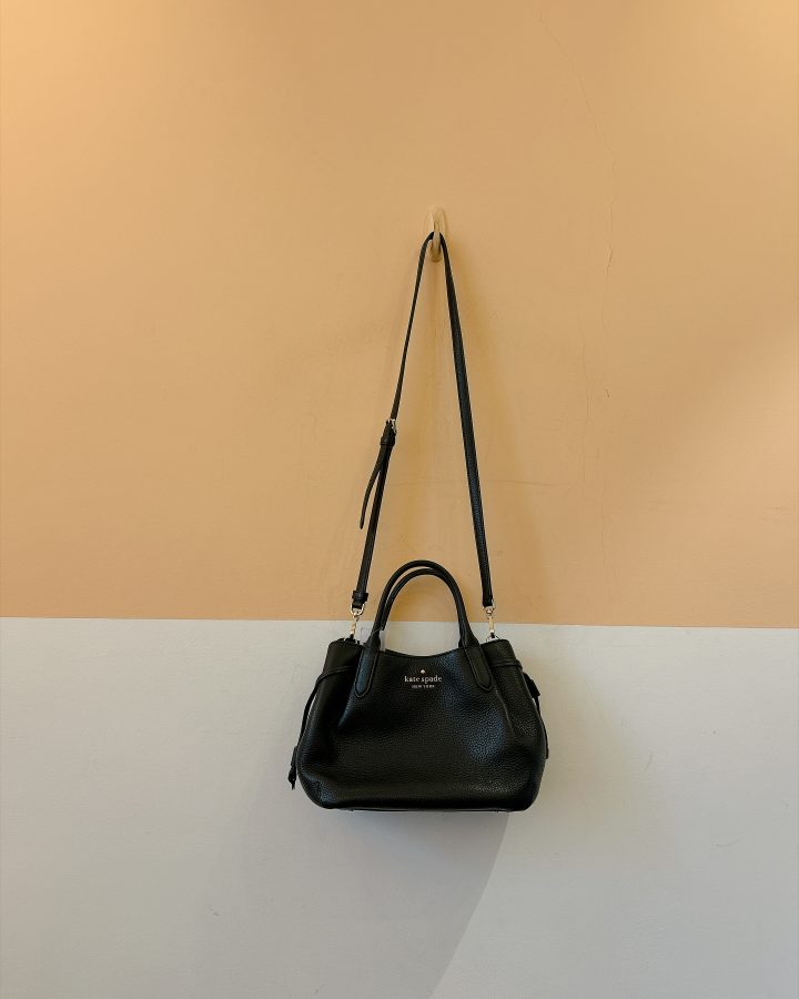 Bolsa preta tote dumpling Kate Spade