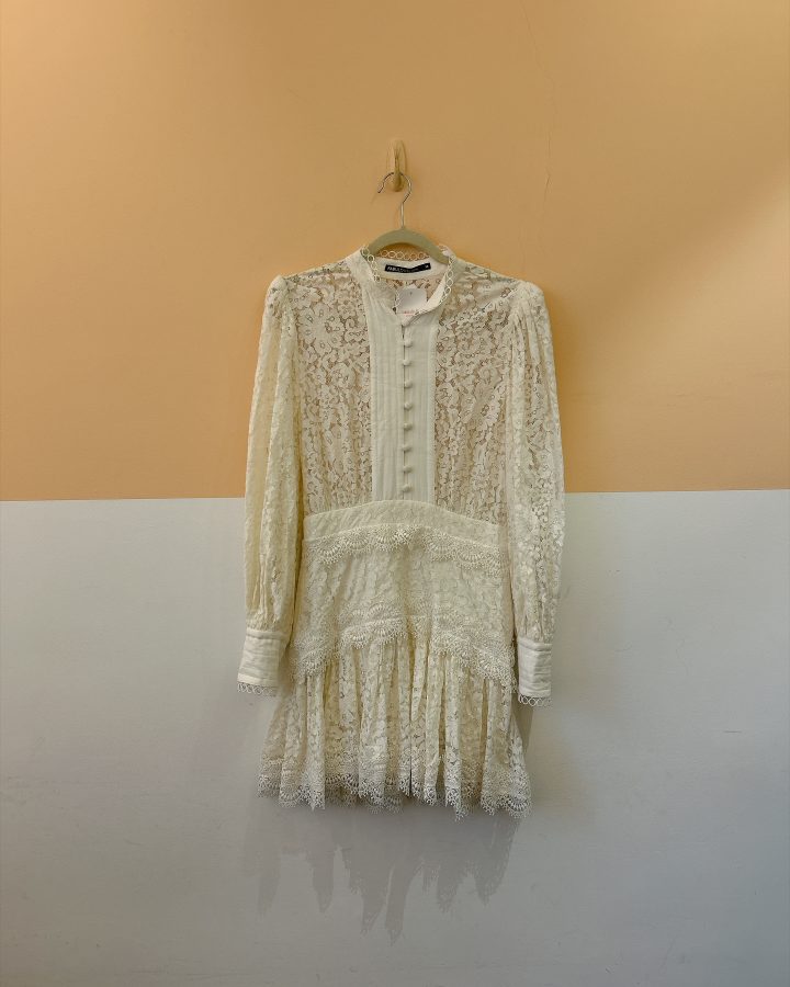 Vestido curto renda off white Fabulous Agilitá 36